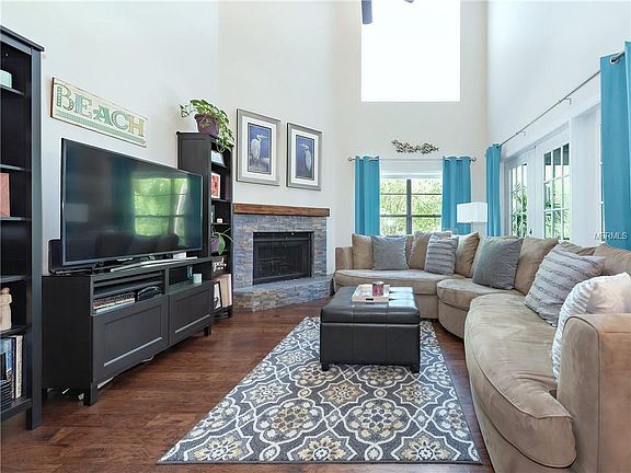 2nd image of 731 Caya Costa Ct NE