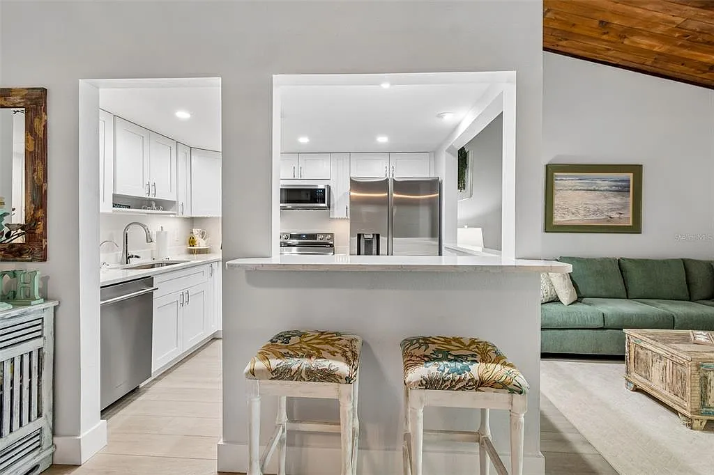 1 bed, 1.0 bath, 785 sqft, $2,399 — Photo 4