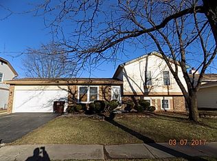 22545 Clarendon Ave, Richton Park, IL 60471