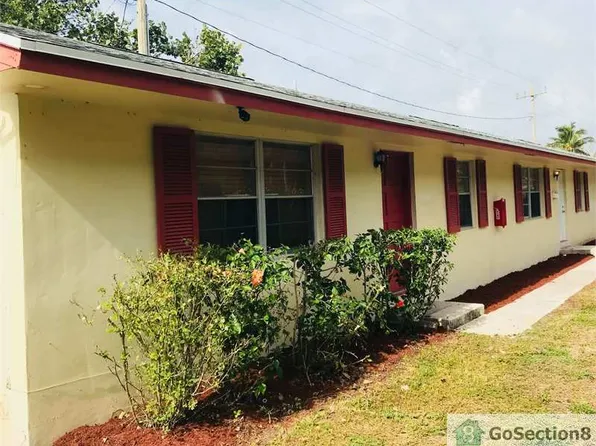 352 W Pine St, Lantana, FL 33462