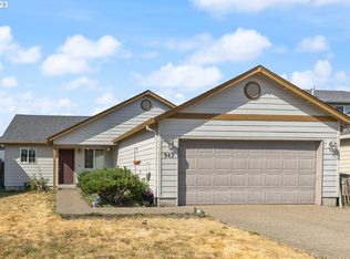 942 12th St, Lafayette, OR