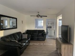 3100 Kingston Rd #14, Toronto, ON M1M3T4