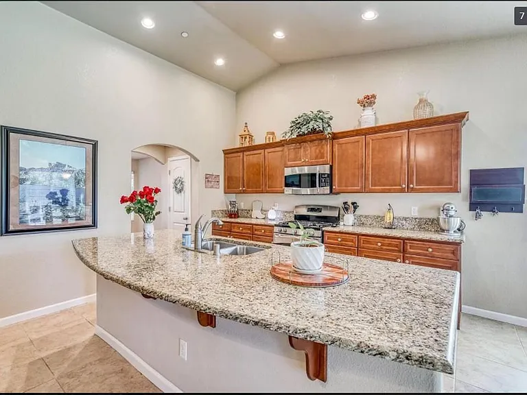 2954 Duncan Ave — Photo 13