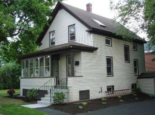 16 Levia St, Portland, ME 04102