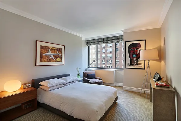 Sold by Corcoran | media 4