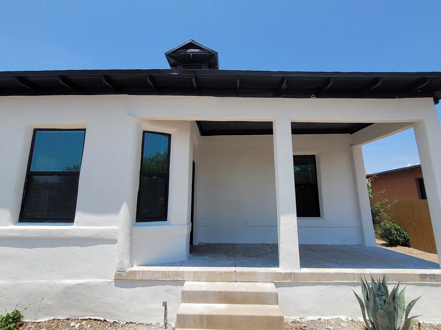 4 bed, 1800 sqft, $1,995 — Photo 2