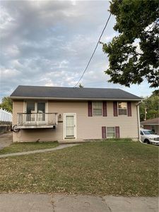 3007 E 25th St, Des Moines, IA, 50317