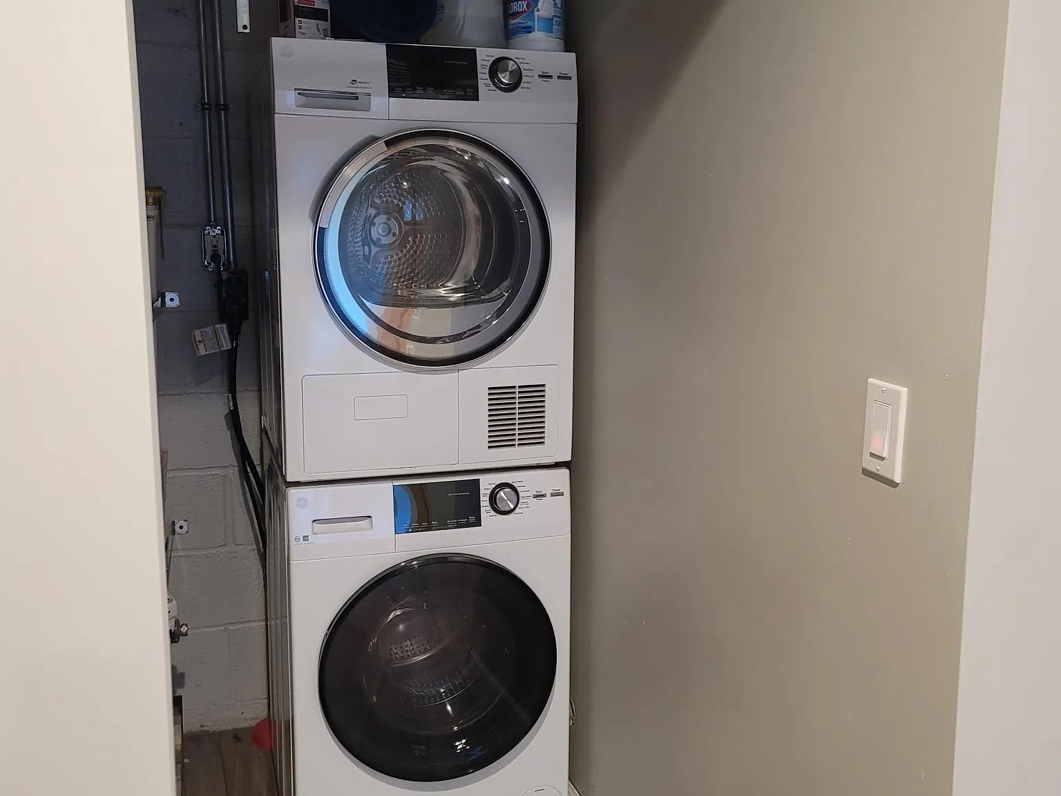 Studio, 375 sqft, $2,050 — Photo 4