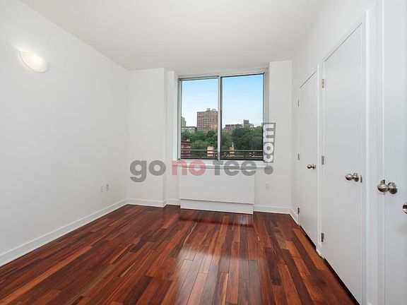 4th image of 454 Manhattan Ave APT 8O