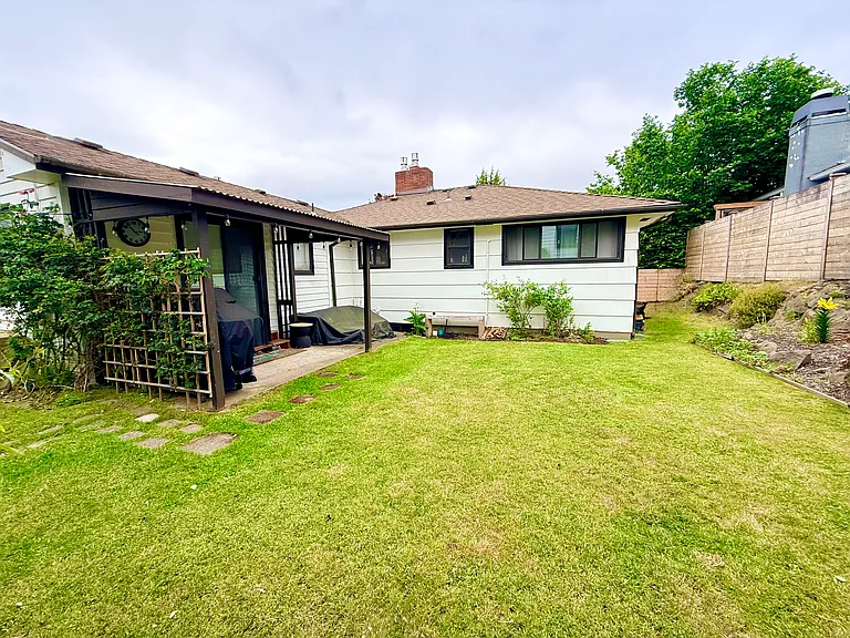 4146 46th Ave SW — Photo 46