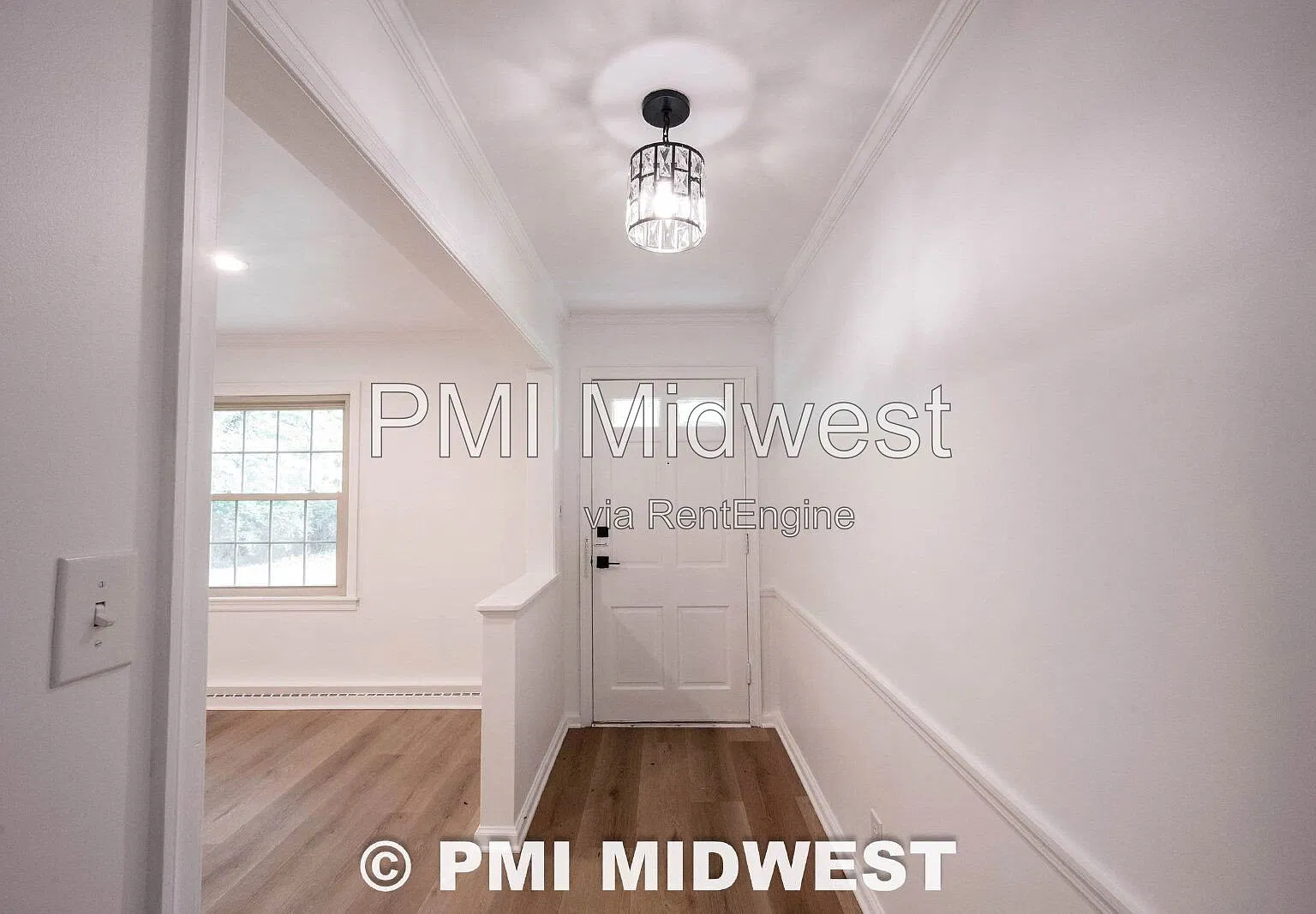 3 bed, 2.0 bath, 1624 sqft, $2,500 — Photo 3