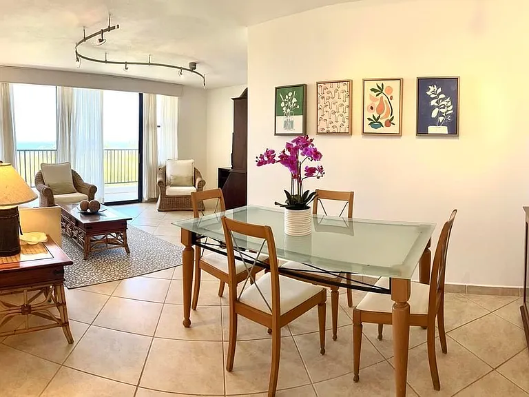 450 Avenida De La Constitucion Torre Reina #7F — Photo 1