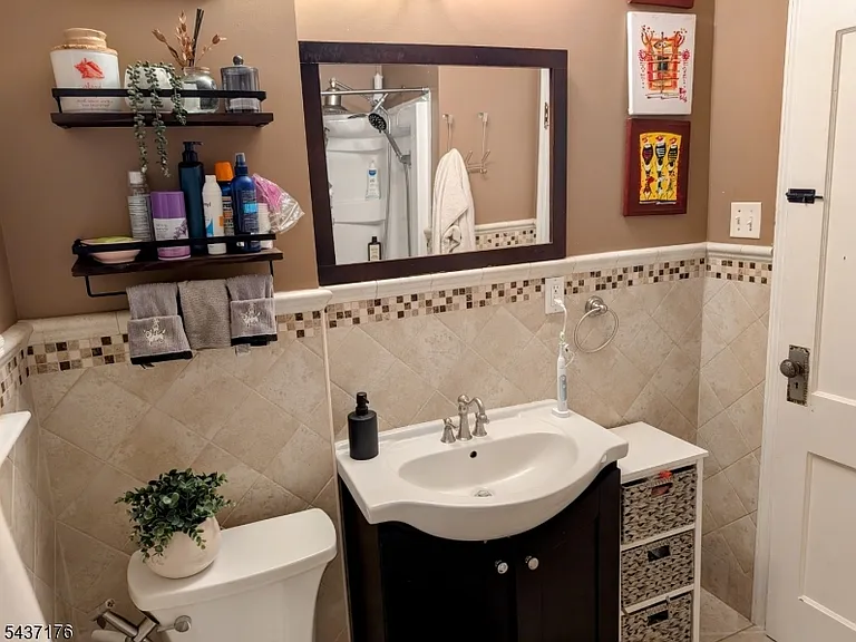 2518 Hawthorne Ave — Photo 15
