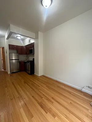 Rented by Peter R. Hungerford, LREB | media 15