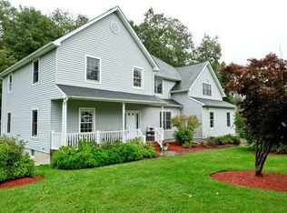 3034 Farm Walk Rd, Yorktown Heights, NY 10598