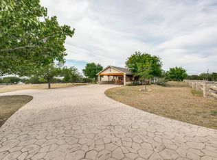 115 Ridge Rd, Kerrville, TX 78028