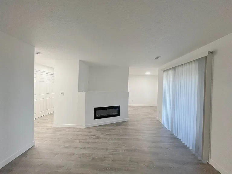 Erica Village — Photo 72