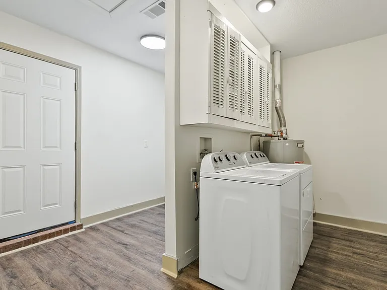 102 Mulberry Way — Photo 15