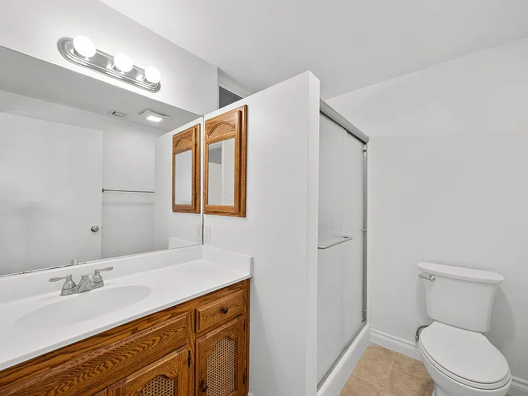 10257 McVine Ave — Photo 10