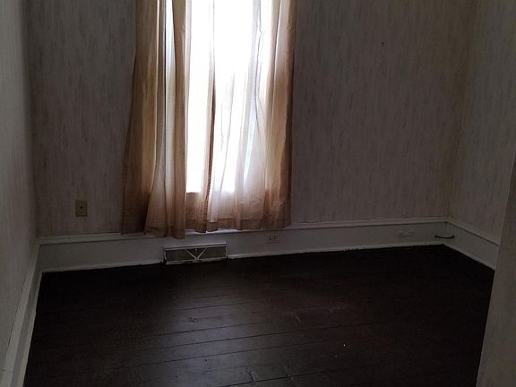 5th image of 804 Nebraska Ave