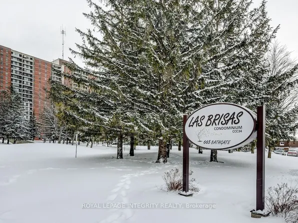 665 Bathgate Dr #1512, Ottawa, ON K1K 3Y4