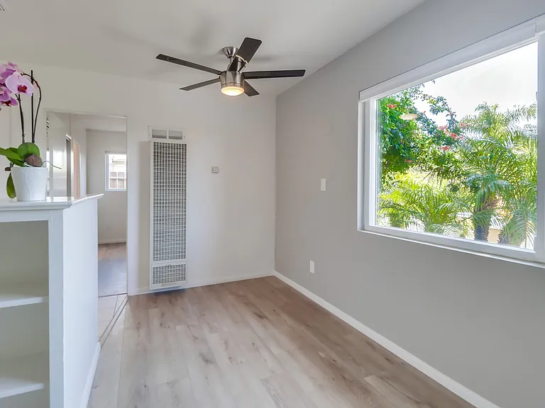 1024 Turquoise St #A — Photo 12
