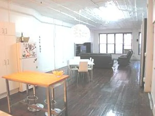 Rented by Douglas Elliman | media 7