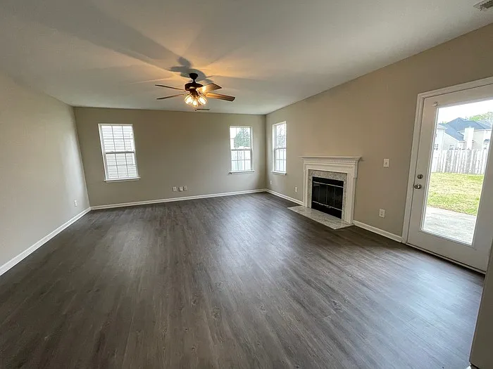 3635 Pauline Ln — Photo 11