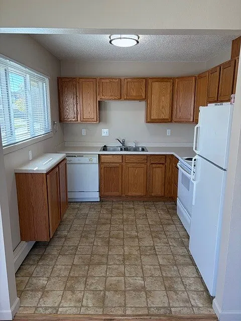 2 bed, $1,399 — Photo 3
