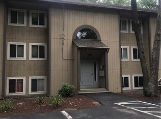 400 New River Rd APT 205, Lincoln, RI 02838