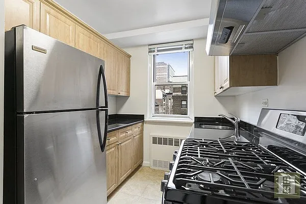 Rented by Halstead Real Estate | media 15