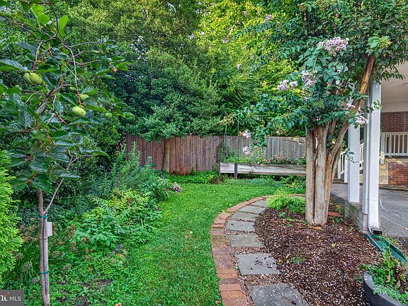 5th image of 6013 Kingsford Ct