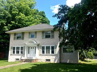 226 Stockbridge Rd, Great Barrington, MA 01230