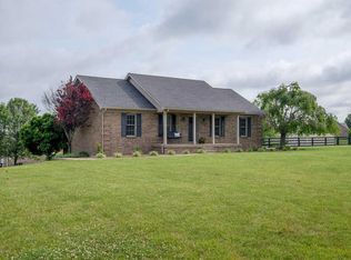 24 Bailey Ct, Taylorsville, KY 40071