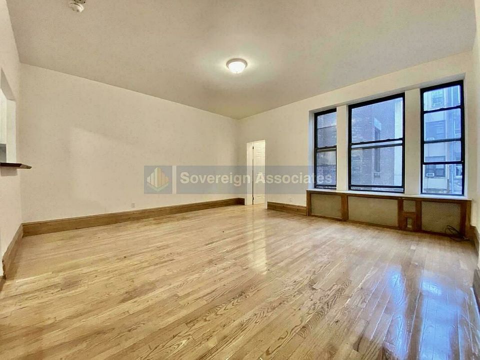 1st image of 302 W 107th St #22B