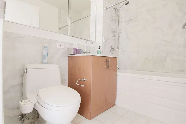 Rented by Nolita Group | media 19