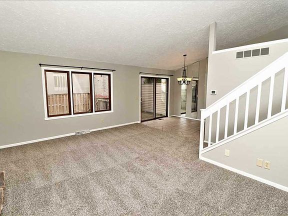 3rd image of 7443 Colosseum Dr APT 7