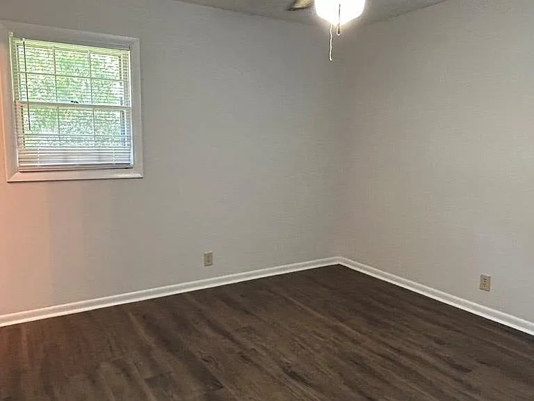 1013 Park St — Photo 16