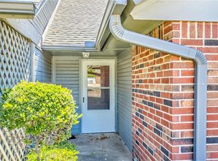 2920 NW Village Cir, Edmond, OK 73013