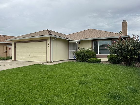 2nd image of 2047 Deauville Dr