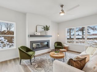 3167 Drumlin Rdg, Cottage Grove, WI 53527