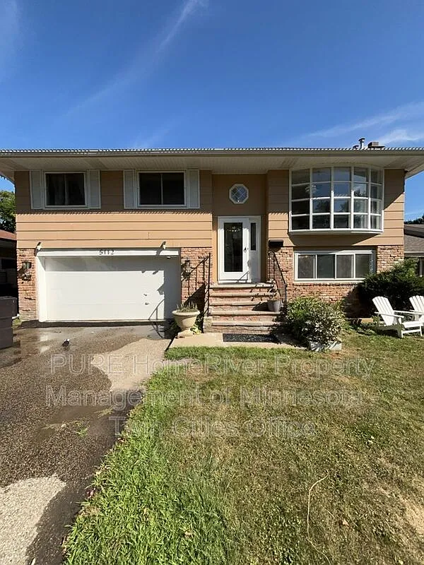 3 bed, 3.0 bath, 1551 sqft — Photo 1