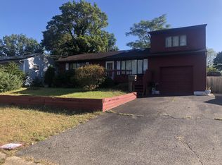 32 Annapolis Rd, South Toms River, NJ 08757