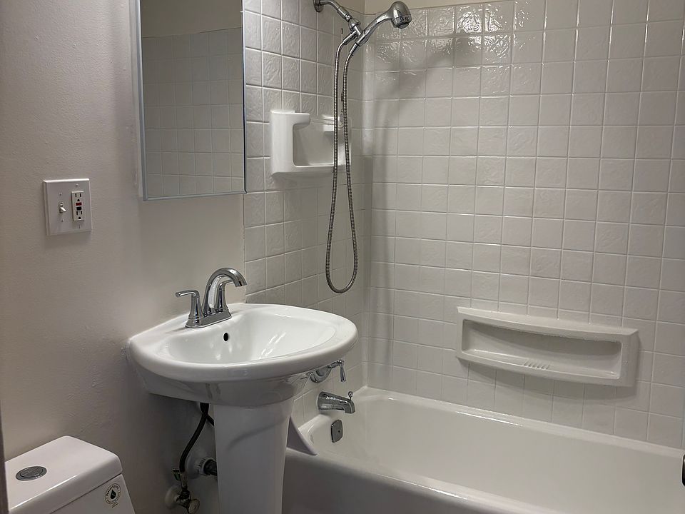 Tub newly reglazed