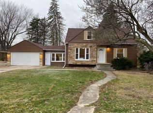 3402 Circle Dr, Flint, MI 48507