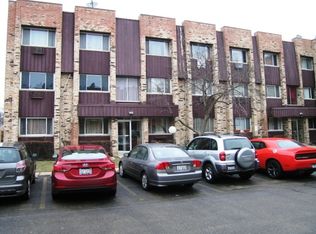 8641 W Foster Ave APT 2W, Chicago, IL 60656