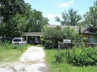 417 Wellington St, Houston, TX 77076