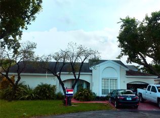 9991 NW 51st Ln, Doral, FL 33178
