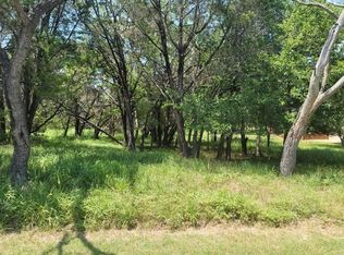 35059 Oak Forest Dr, Whitney, TX 76692