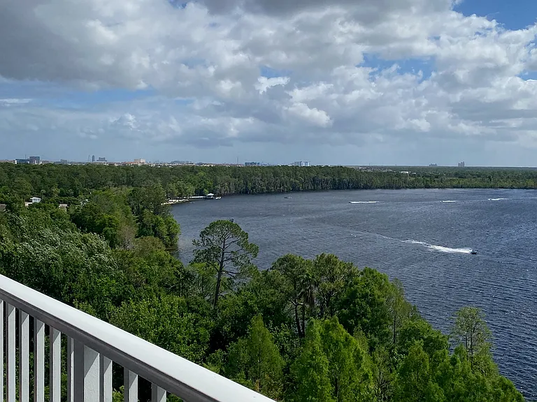 13415 Blue Heron Beach Dr #407 — Photo 3